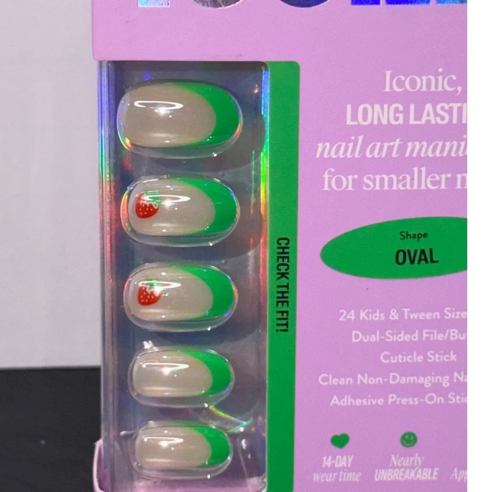 Chillhouse Chill Icons Berrycore Oval Press On Nails Petite Strawberry Green Tip